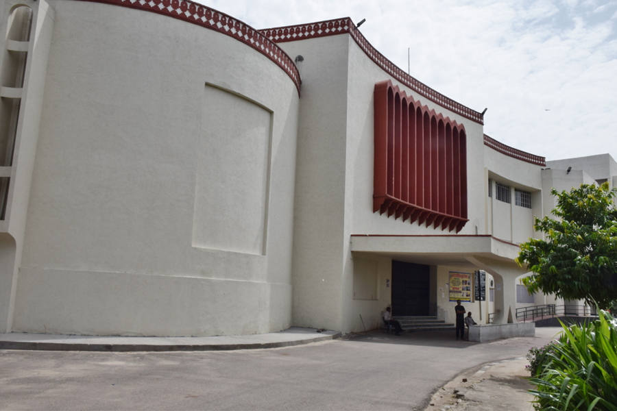 Outside view of the building, Ravindra Manch, housing The Dagar Archives